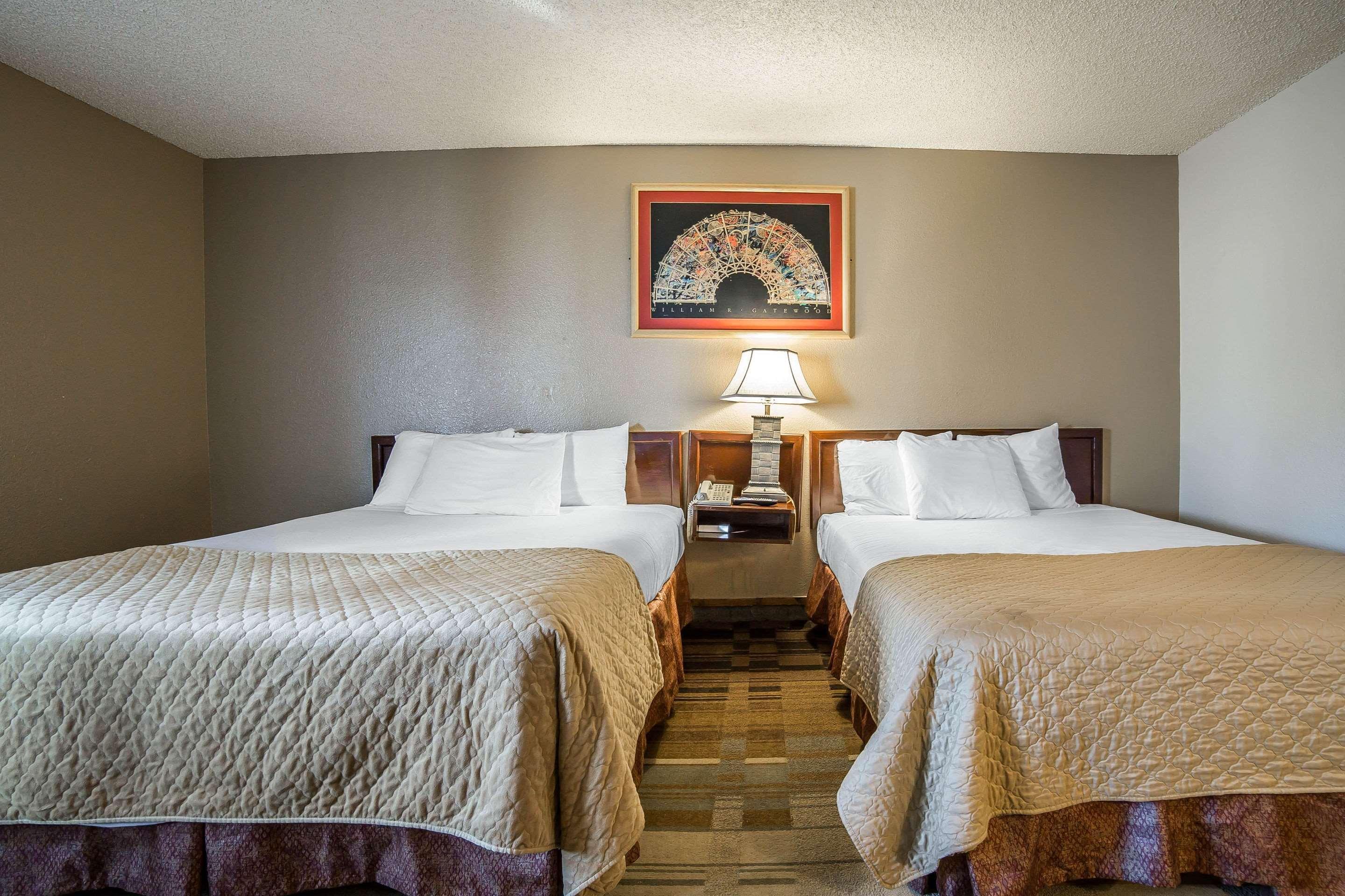 Rodeway Inn Cheyenne I-80 East Экстерьер фото